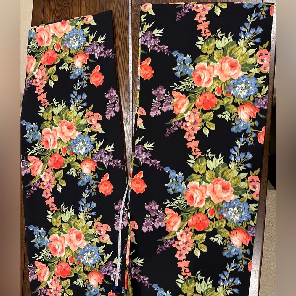 Floral Vacation Pants-Vixen by Micheline Pitt - Picture 5 of 5